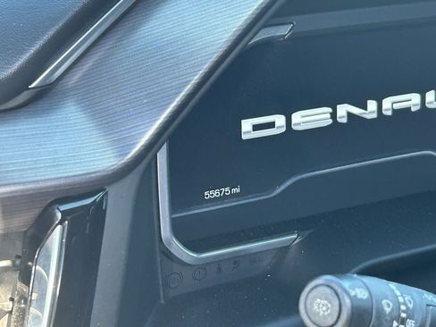 Used 2023 GMC Sierra 1500 Denali Ultimate AWD/4WD image 13