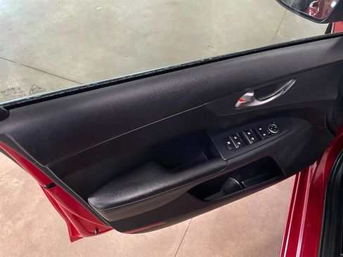 Used 2020 Kia Forte LXS image 21