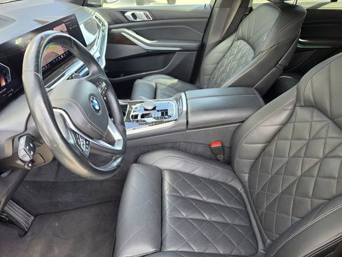 Used 2024 BMW X5 sDrive40i w/ Premium Package image 15
