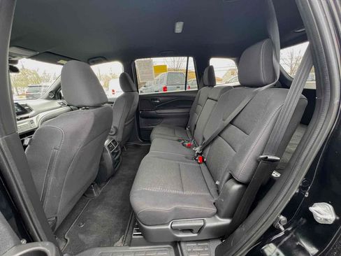 Used 2021 Honda Passport Sport image 16