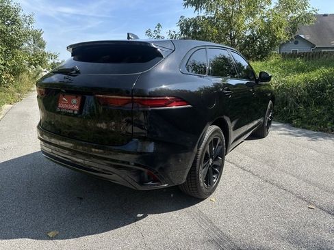 Used 2025 Jaguar F-PACE R-Dynamic S image 5