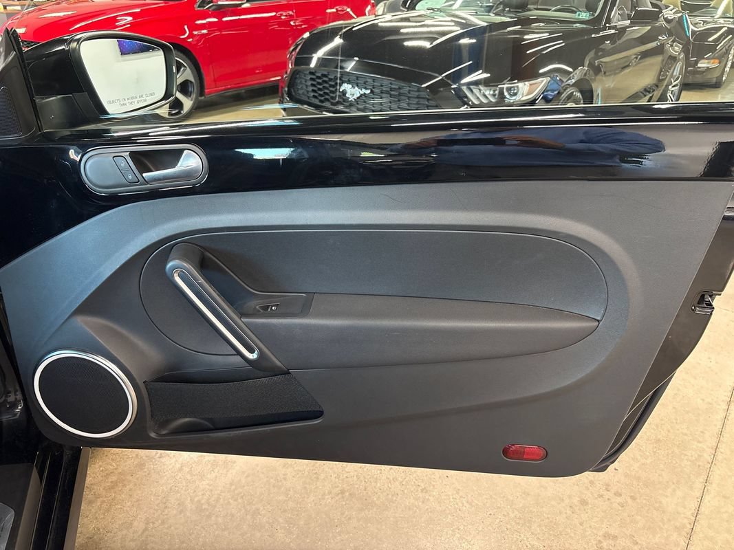 Used 2013 Volkswagen Beetle 2.5 FWD image 37