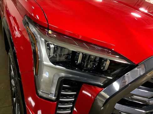 Used 2025 Toyota Tundra Platinum image 28