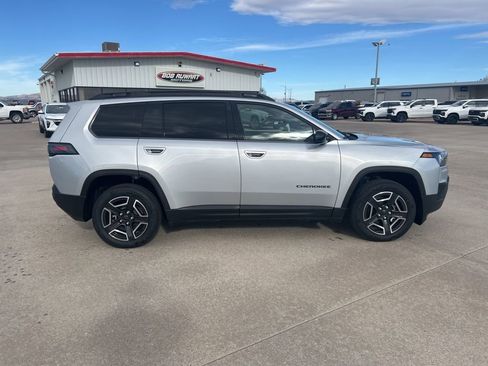 New 2026 Jeep Cherokee Limited AWD/4WD image 7