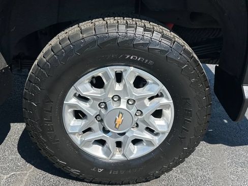Used 2022 Chevrolet Silverado 2500 LTZ w/ LTZ Plus Package AWD/4WD image 26