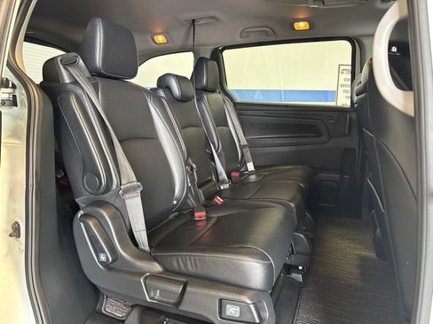 Certified 2023 Honda Odyssey Touring image 21