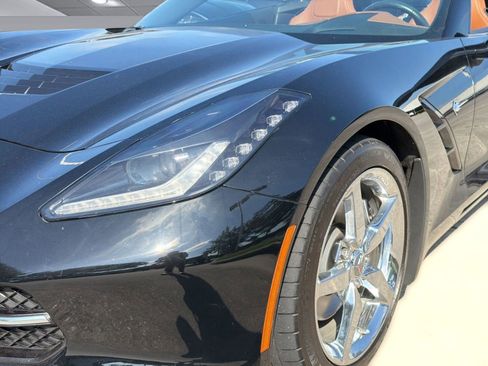 Used 2014 Chevrolet Corvette Stingray Convertible w/ 3LT Preferred Equipment Group RWD image 11