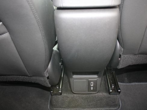 Used 2025 Buick Encore GX Preferred image 25