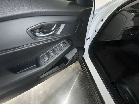 Used 2023 Honda Accord EX image 17