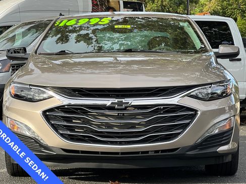 Used 2022 Chevrolet Malibu LT image 10
