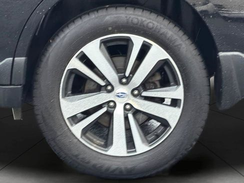 Used 2019 Subaru Outback 2.5i Limited w/ Popular Package #2 image 11