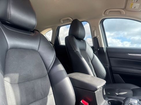 Used 2021 MAZDA CX-5 Touring FWD image 26