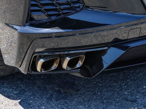 Used 2022 Chevrolet Corvette Stingray Preferred Cpe w/ Z51 Performance Package RWD image 8
