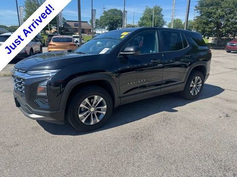 Used 2025 Chevrolet Equinox LT FWD image 8