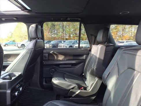 Certified 2019 Ford Expedition Limited w/ Equipment Group 302A image 10