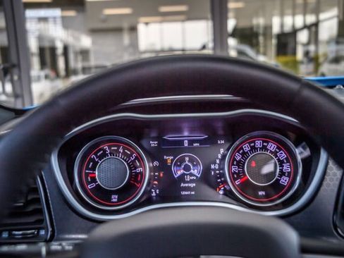 Used 2021 Dodge Challenger R/T image 27