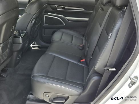 Certified 2023 Kia Telluride LX FWD image 11