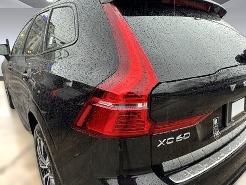 New 2024 Volvo XC60 B5 Core w/ Protection Package Premier AWD/4WD image 11