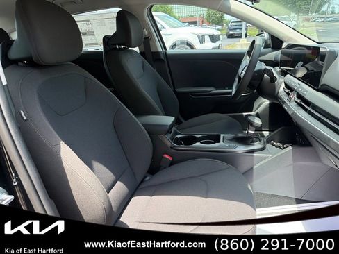 New 2026 Kia K4 FWD image 11