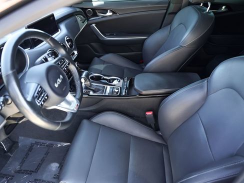 Used 2022 Kia Stinger GT-Line RWD image 12