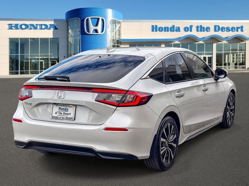 Certified 2024 Honda Civic EX-L image 7