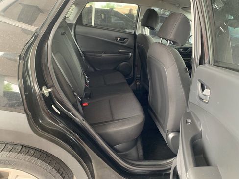Used 2022 Hyundai Kona SEL FWD image 9