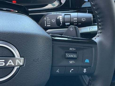 New 2026 Nissan Pathfinder SL image 24