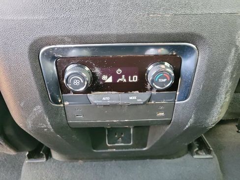 Used 2025 Chevrolet Tahoe LT AWD/4WD image 12