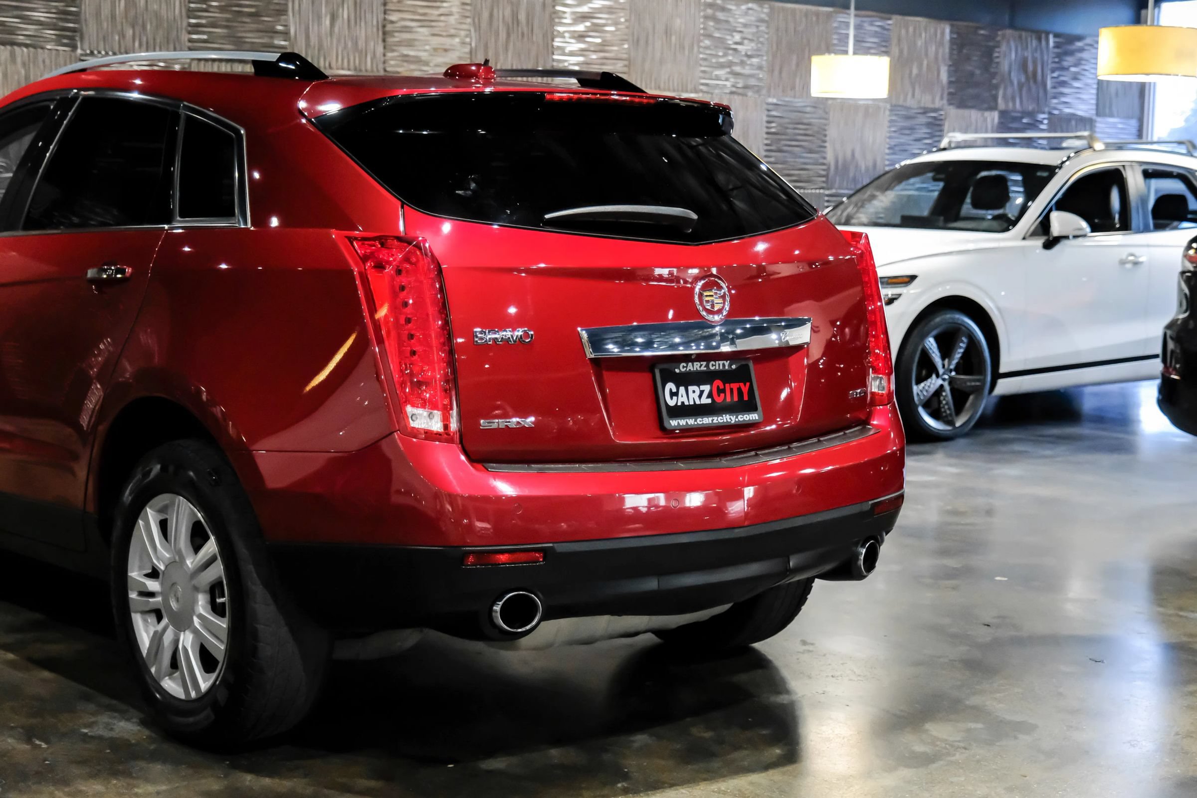 Used 2016 Cadillac SRX Luxury FWD image 13