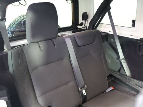Used 2020 Jeep Wrangler Unlimited Sport AWD/4WD image 39