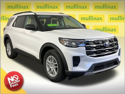 New 2026 Ford Explorer Active image 1