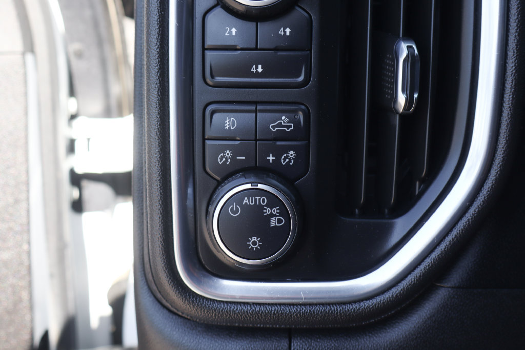Used 2022 Chevrolet Silverado 2500 LT w/ Convenience Package AWD/4WD image 26
