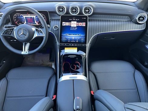 New 2026 Mercedes-Benz GLC 300 4MATIC image 9