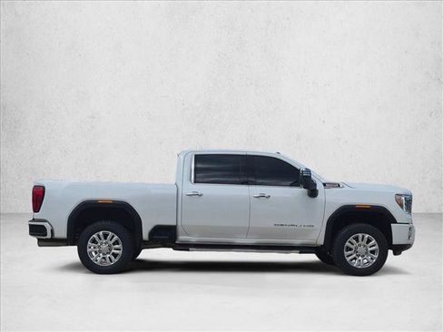 Used 2022 GMC Sierra 2500 Denali AWD/4WD image 4