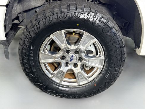 Used 2020 Ford F150 XLT w/ Equipment Group 302A Luxury image 37