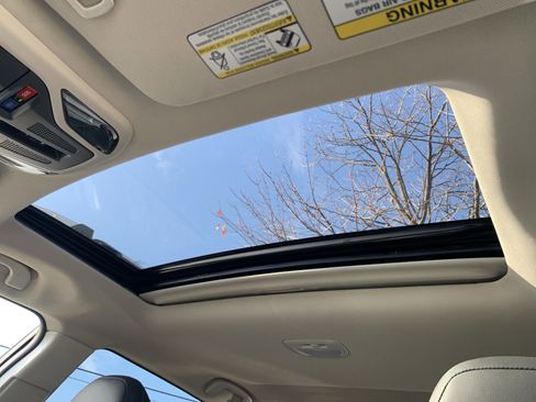 Used 2023 Subaru Outback Touring XT image 28