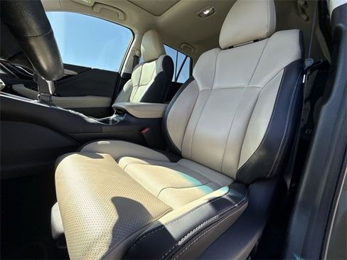 Used 2022 Subaru Outback Limited w/ Popular Package #2 image 11