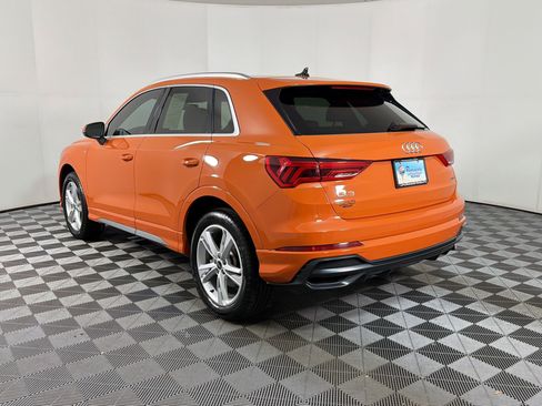 Used 2022 Audi Q3 2.0T Premium Plus w/ Premium Plus Package image 3