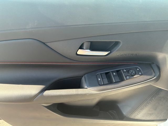 New 2027 Nissan Sentra SR FWD image 18