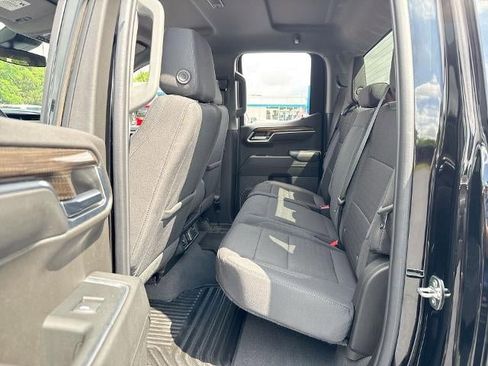 Certified 2023 Chevrolet Silverado 1500 LT AWD/4WD image 24