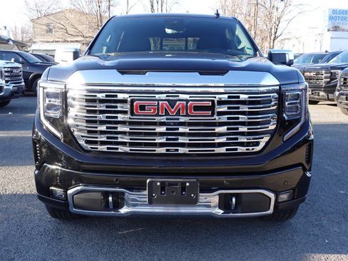 Used 2023 GMC Sierra 1500 Denali w/ Denali Reserve Package AWD/4WD image 6