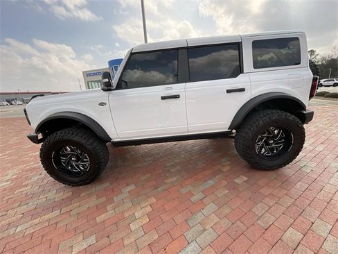 Used 2022 Ford Bronco Wildtrak image 31