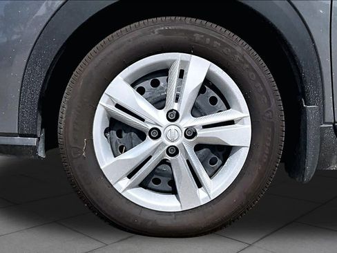 Certified 2025 Nissan Kicks Play S FWD image 10