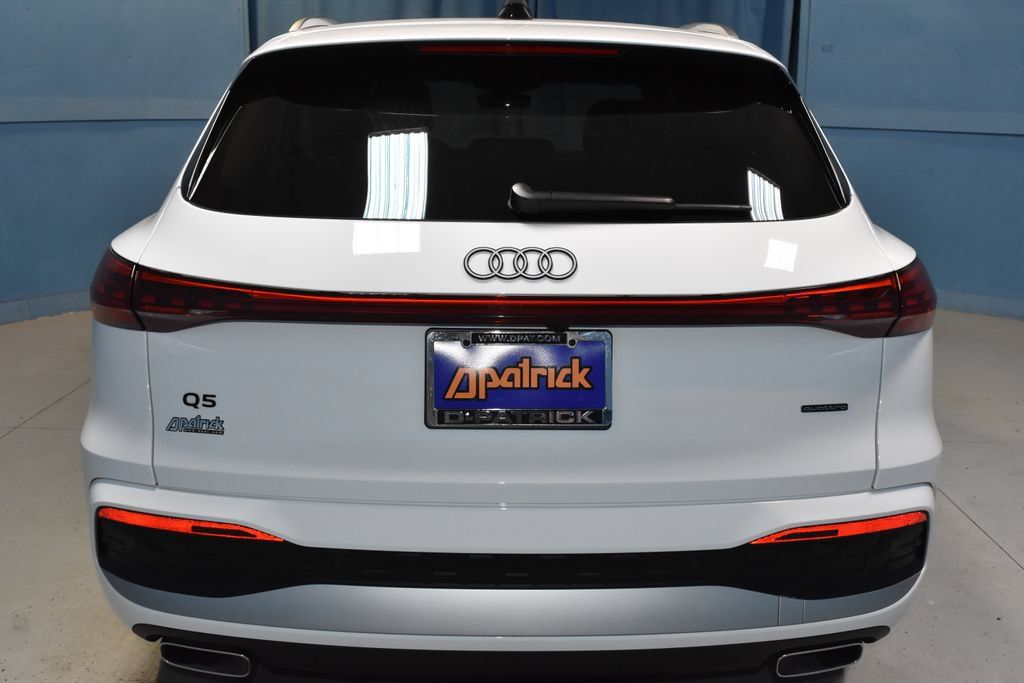 Certified 2025 Audi Q5 Premium Plus w/ Premium Plus AWD/4WD image 24