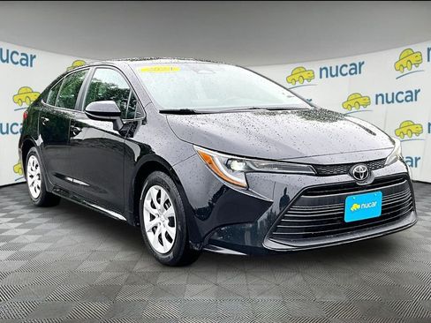 Used 2024 Toyota Corolla LE FWD image 1