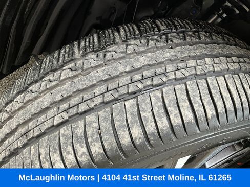 Certified 2025 Subaru Ascent Touring AWD/4WD image 17