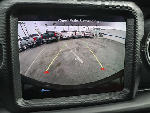 Used 2023 Jeep Wrangler Sahara w/ Cold Weather Group image 28