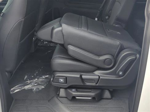 New 2026 Honda Odyssey EX-L image 4