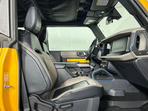 Used 2021 Ford Bronco Wildtrak AWD/4WD image 11