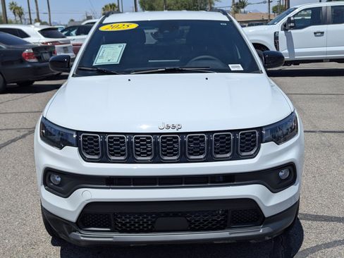 Used 2025 Jeep Compass Latitude w/ Altitude Special Edition AWD/4WD image 6